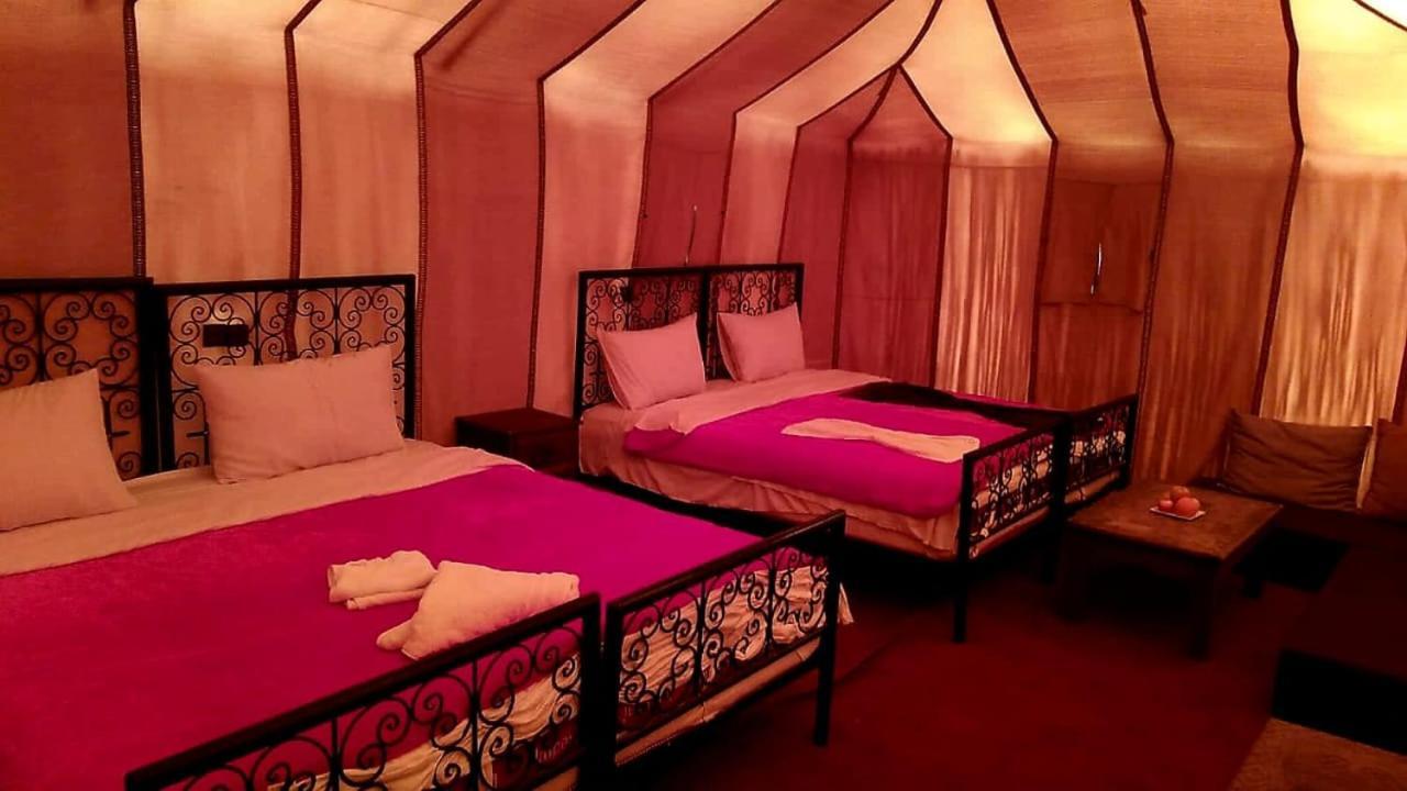 Luxury Sandy Glamping Мерзуга Экстерьер фото